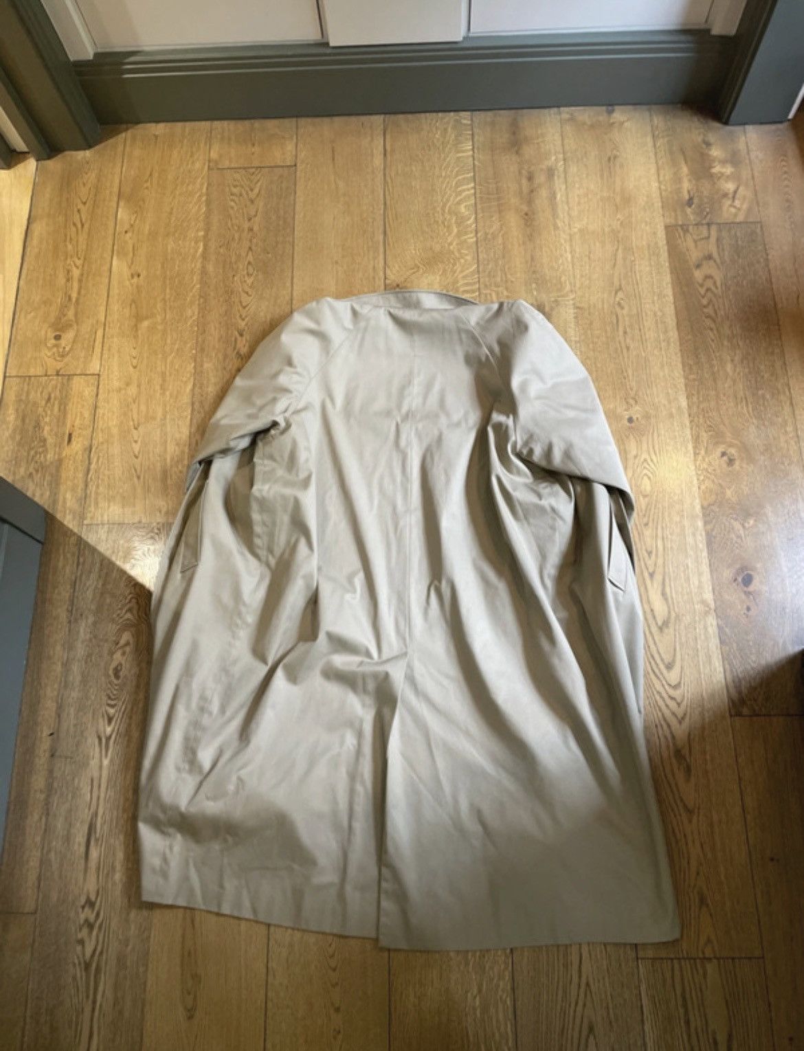 Aquascutum Aquascutum beige trench coat Size US L / EU 52-54 / 3 - 8 Thumbnail