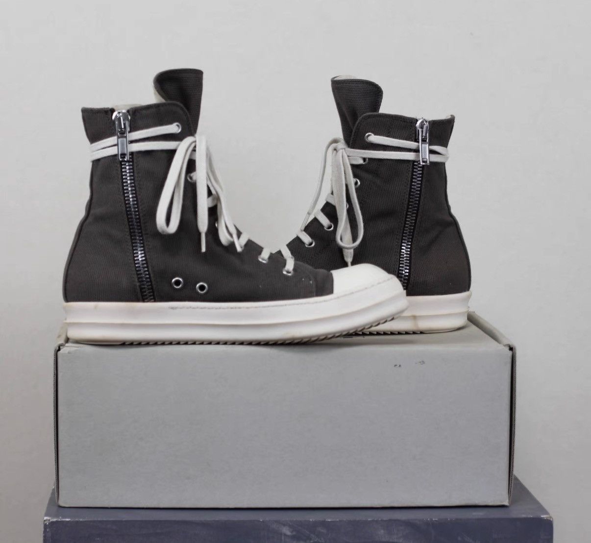 Rick Owens Rick Owens Canvas Gray Bubble Converse-Inspired Sneakers Size US 7 / EU 40 - 4 Thumbnail