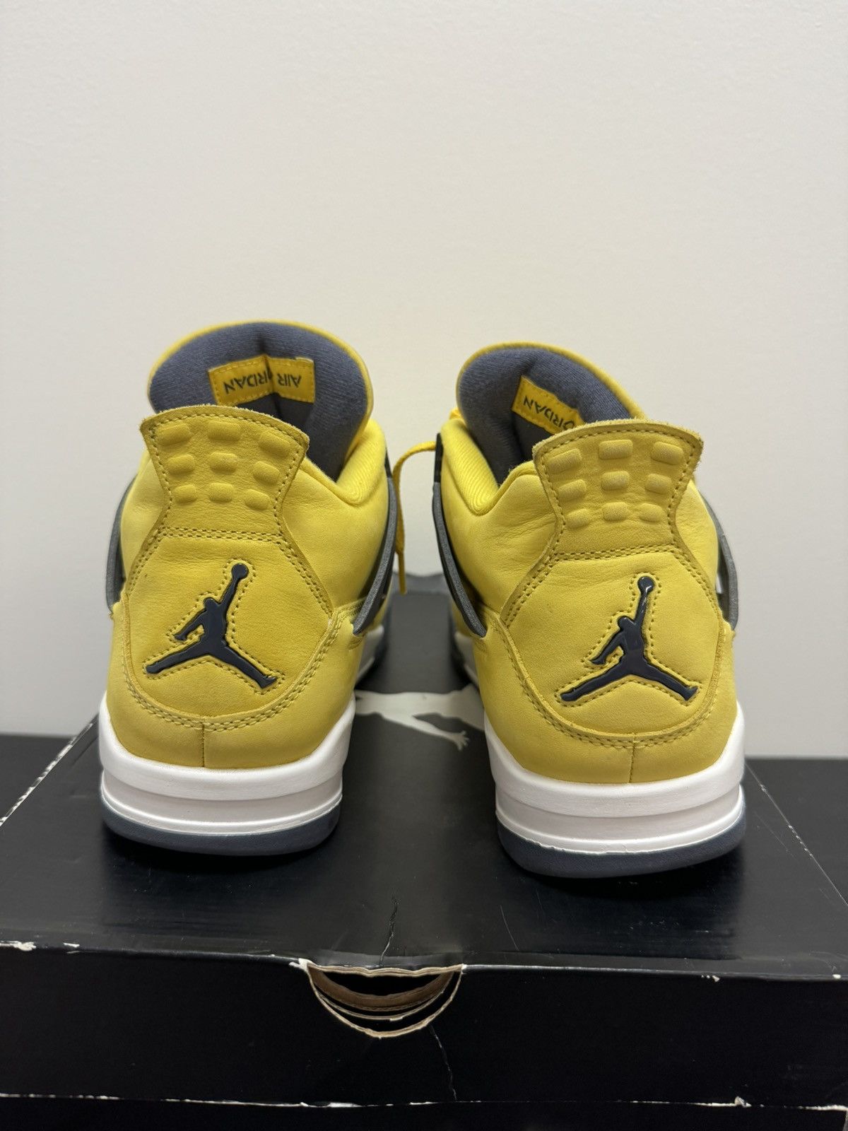 Jordan Brand Jordan 4 lighting Size US 10.5 / EU 43-44 - 4 Thumbnail
