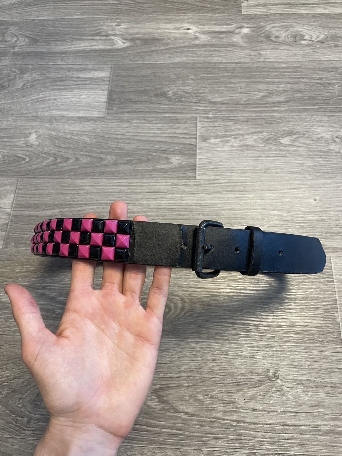 Other Vintage Pyramid Studded Belt Black/Pink Y2K Size ONE SIZE - 1 Thumbnail
