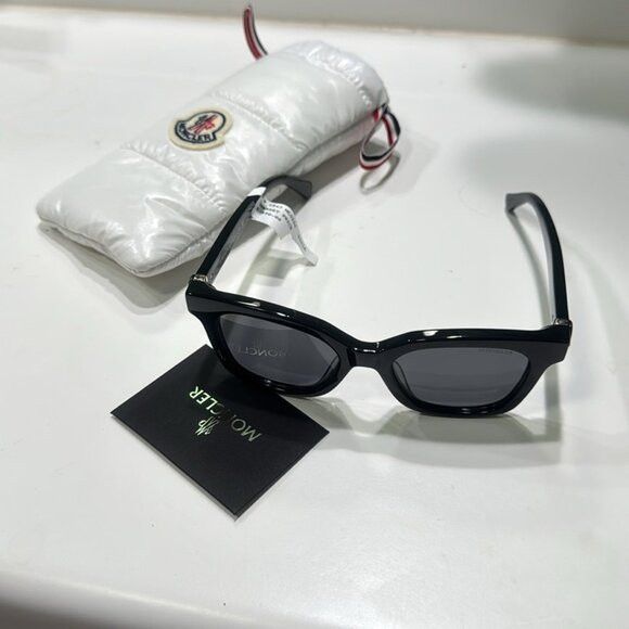 Moncler Moncler 50MM Square Sunglasses Black Size ONE SIZE - 7 Thumbnail