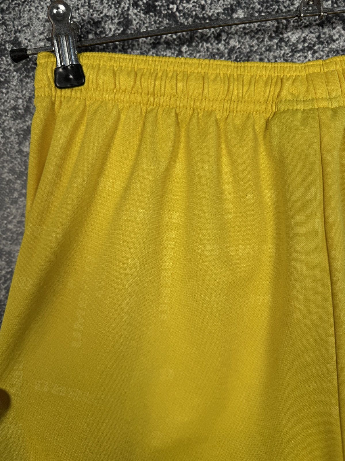 Umbro Umbro Vintage 90s Monogram Shorts Athletic Soccer Size L Size US 36 / EU 52 - 11 Thumbnail