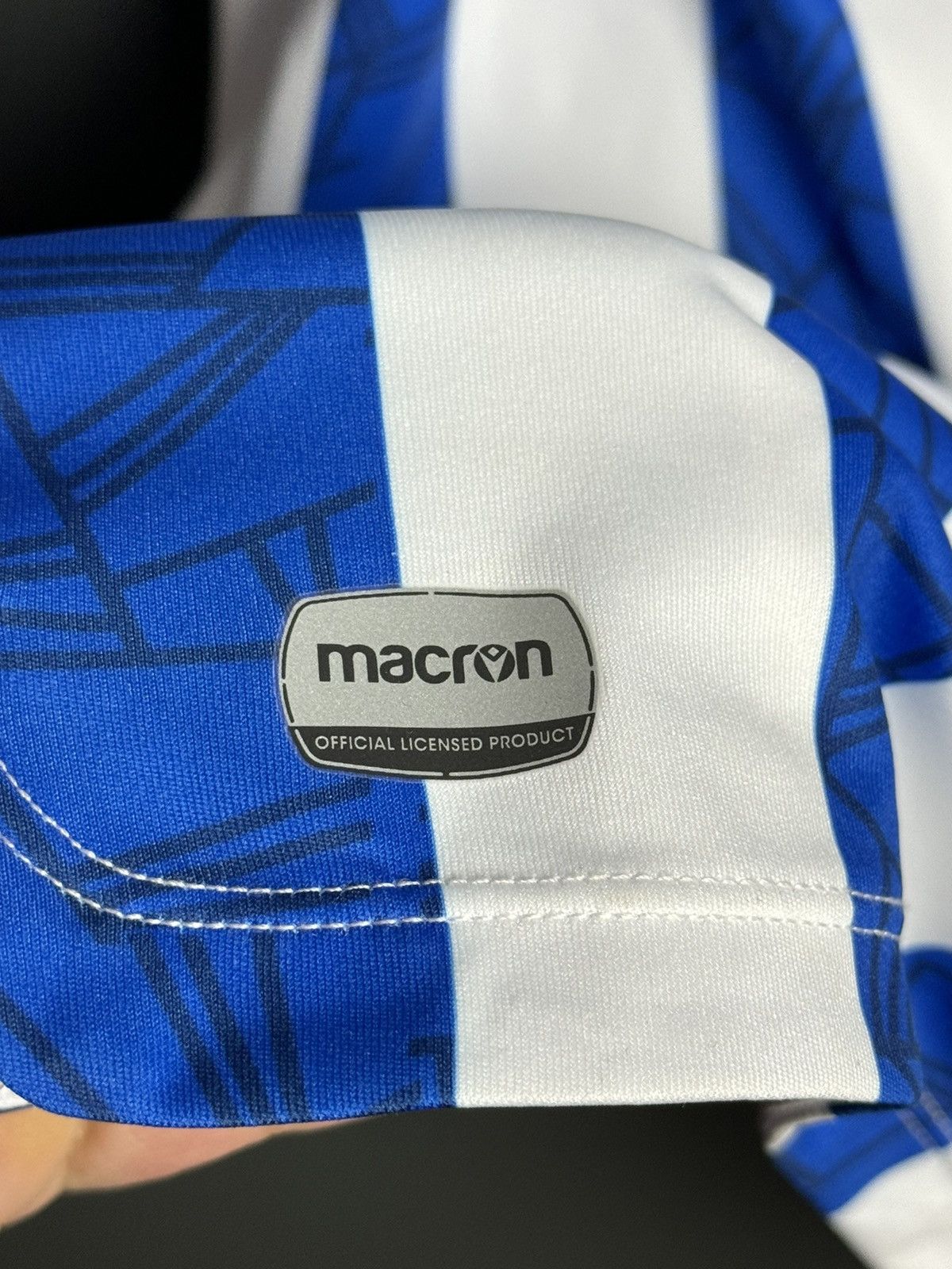 Macron Sheffield Wednesday 21/22 Home Football Jersey Size US M / EU 48-50 / 2 - 4 Thumbnail