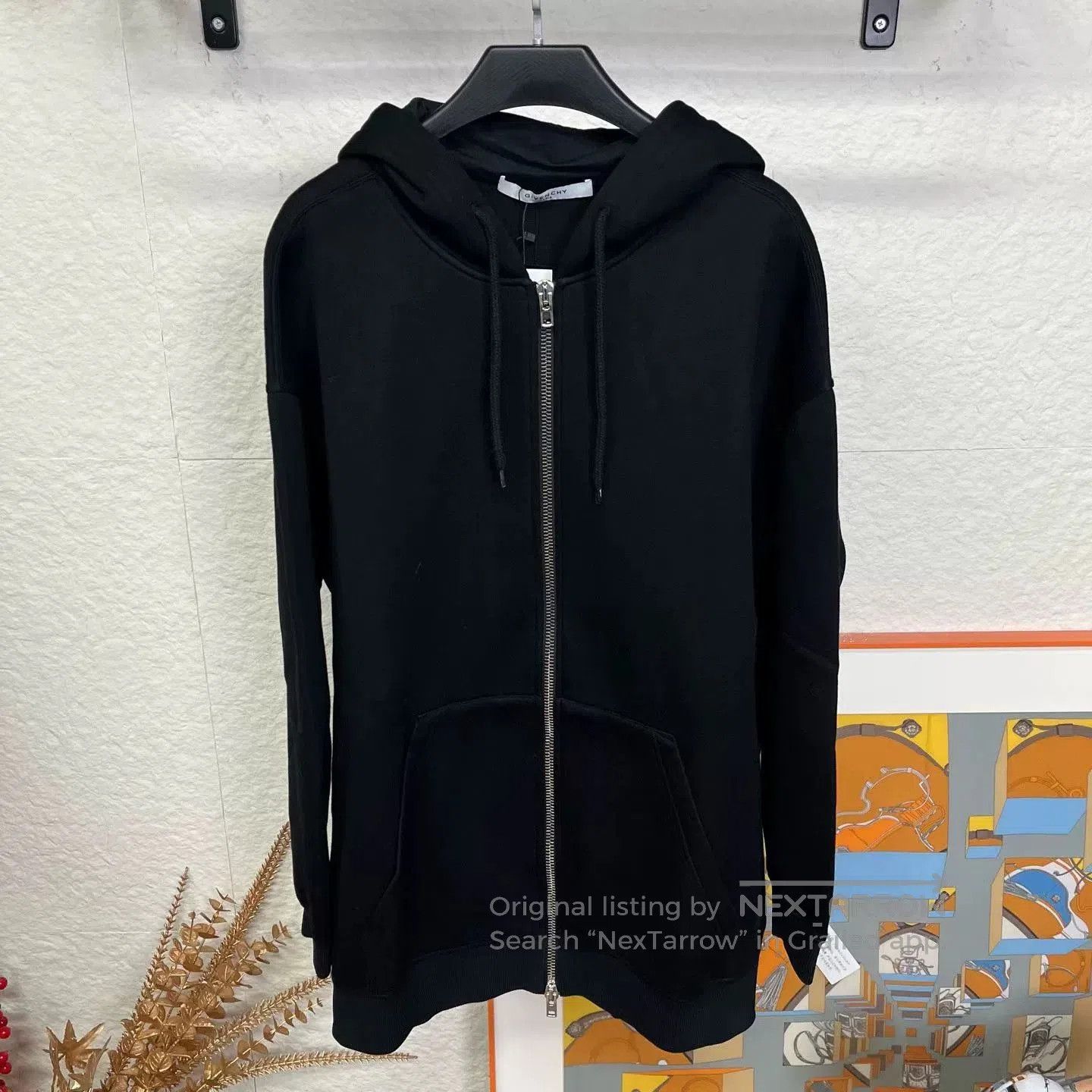 Givenchy givenchy logo hoodie with zipper front. Size XS / US 0-2 / IT 36-38 - 1 Thumbnail