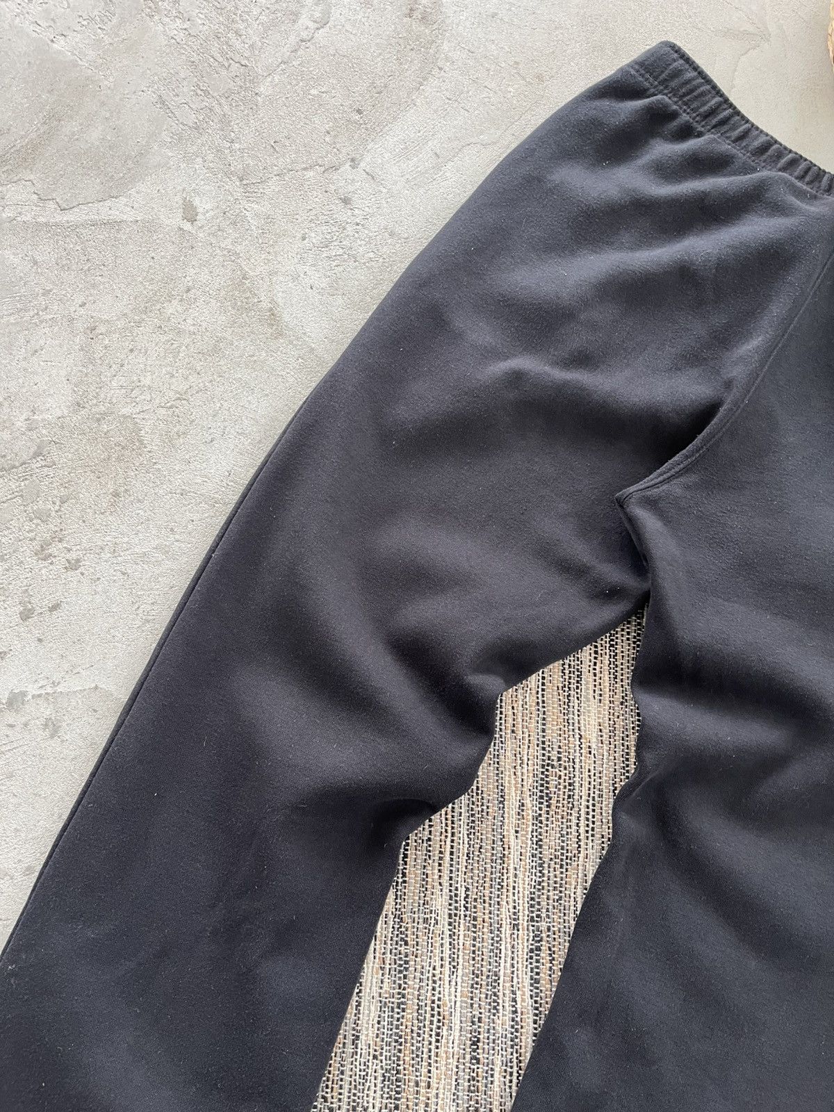 Champion Vintage Champion Fleece Track Pants Black Basic Sweatpants Size US 38 / EU 54 - 13 Thumbnail