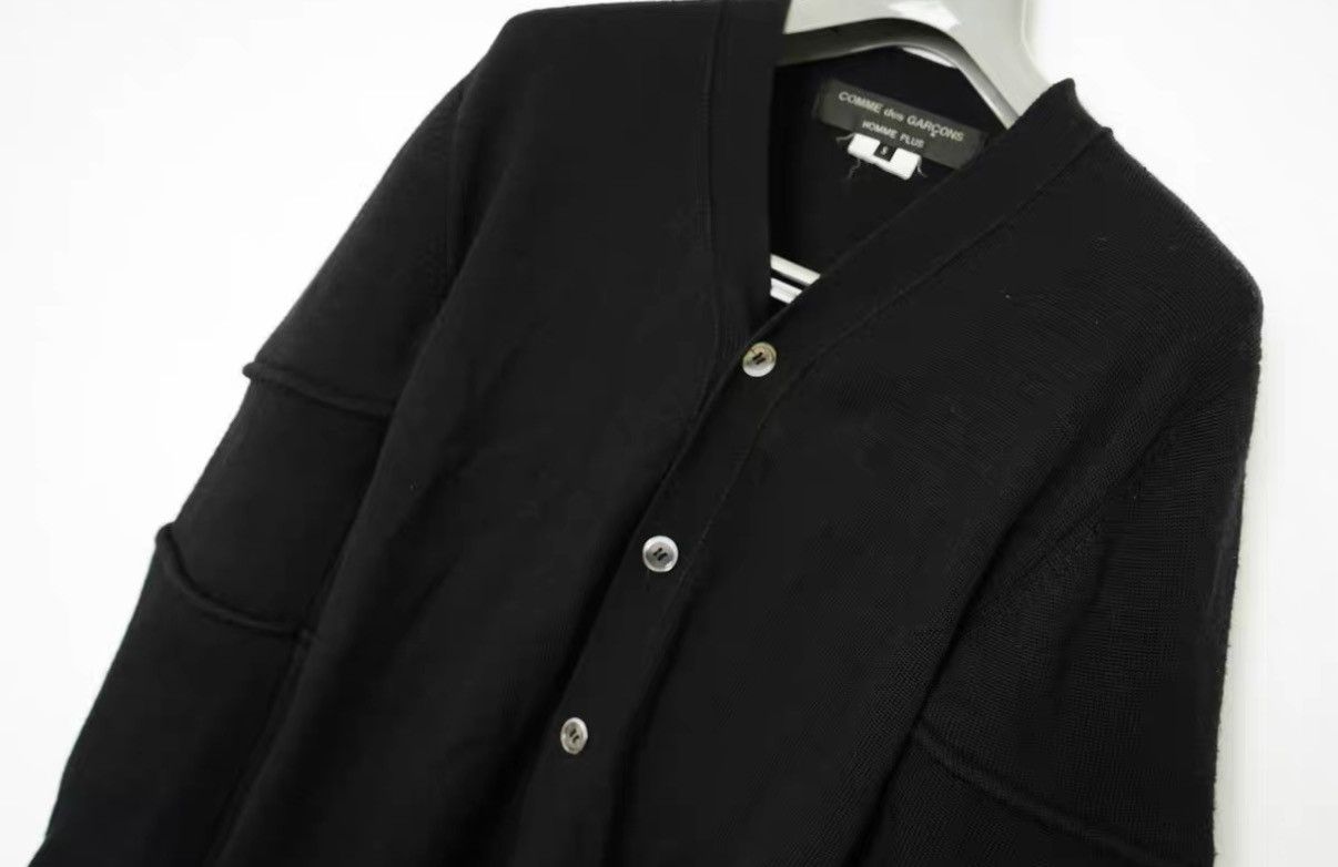 Comme des Garcons Comme des Garçons Cut-Out Armor Sleeve Cardigan Size US S / EU 44-46 / 1 - 3 Thumbnail