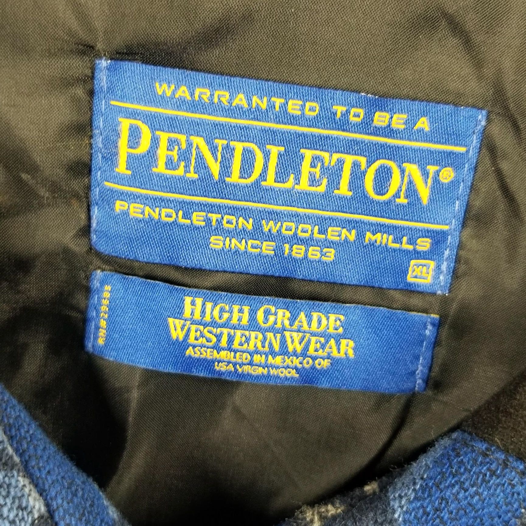Pendleton VINTAGE Pendleton Jacket Western Wear Aztec / Native Geometric Blue XL Mens Size US XXL / EU 58 / 5 - 4 Thumbnail
