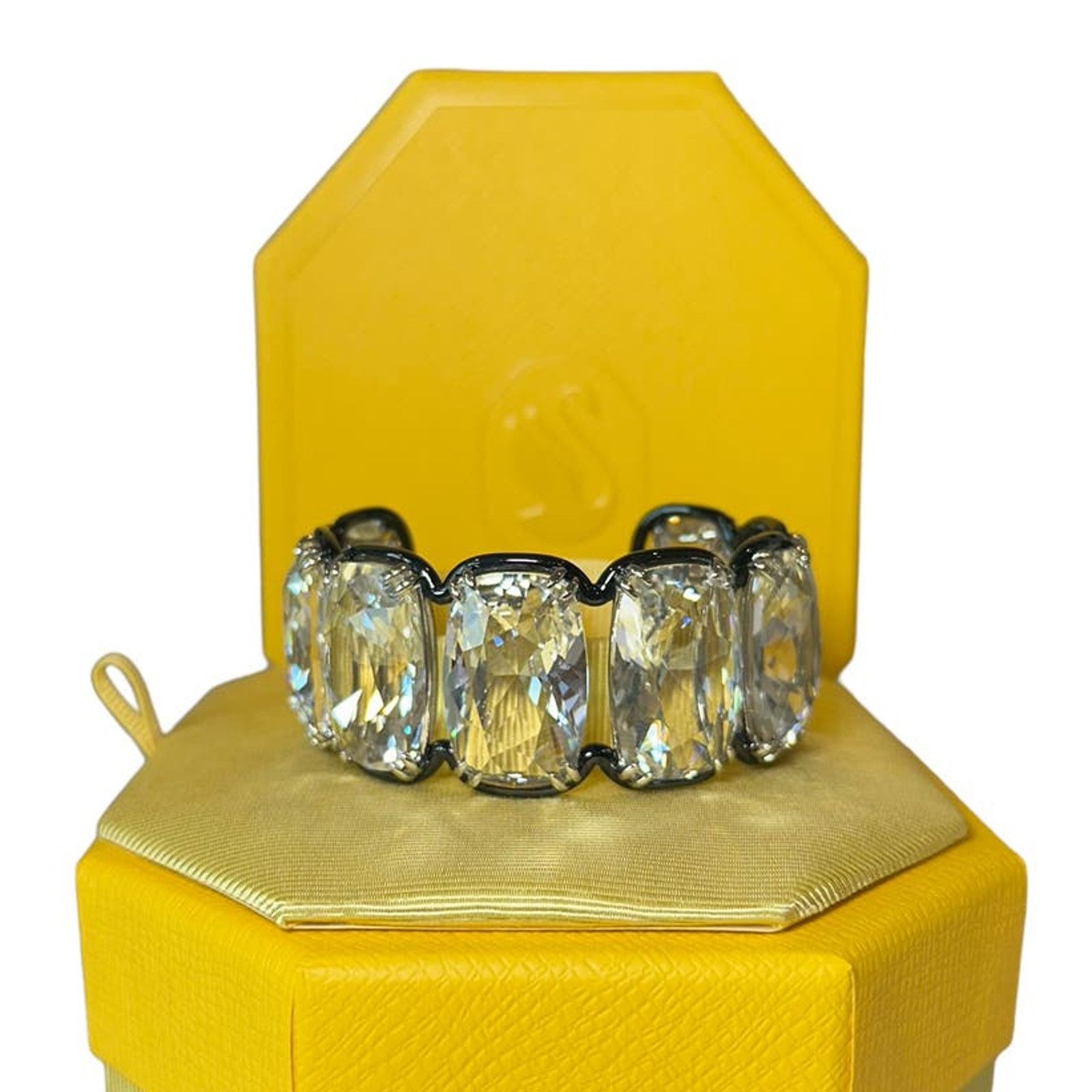Swarovski Swarovski Harmonia cuff Oversized crystals M Bracelet Size ONE SIZE - 1 Thumbnail