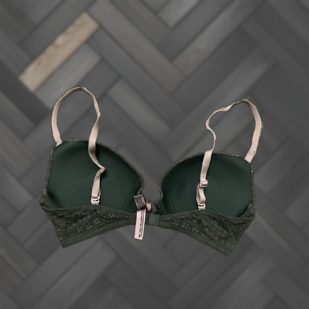 Victoria's Secret Victoria's Secret Push Up Bra Lace Padded Underwire Womens 32D Green Size ONE SIZE - 1 Thumbnail