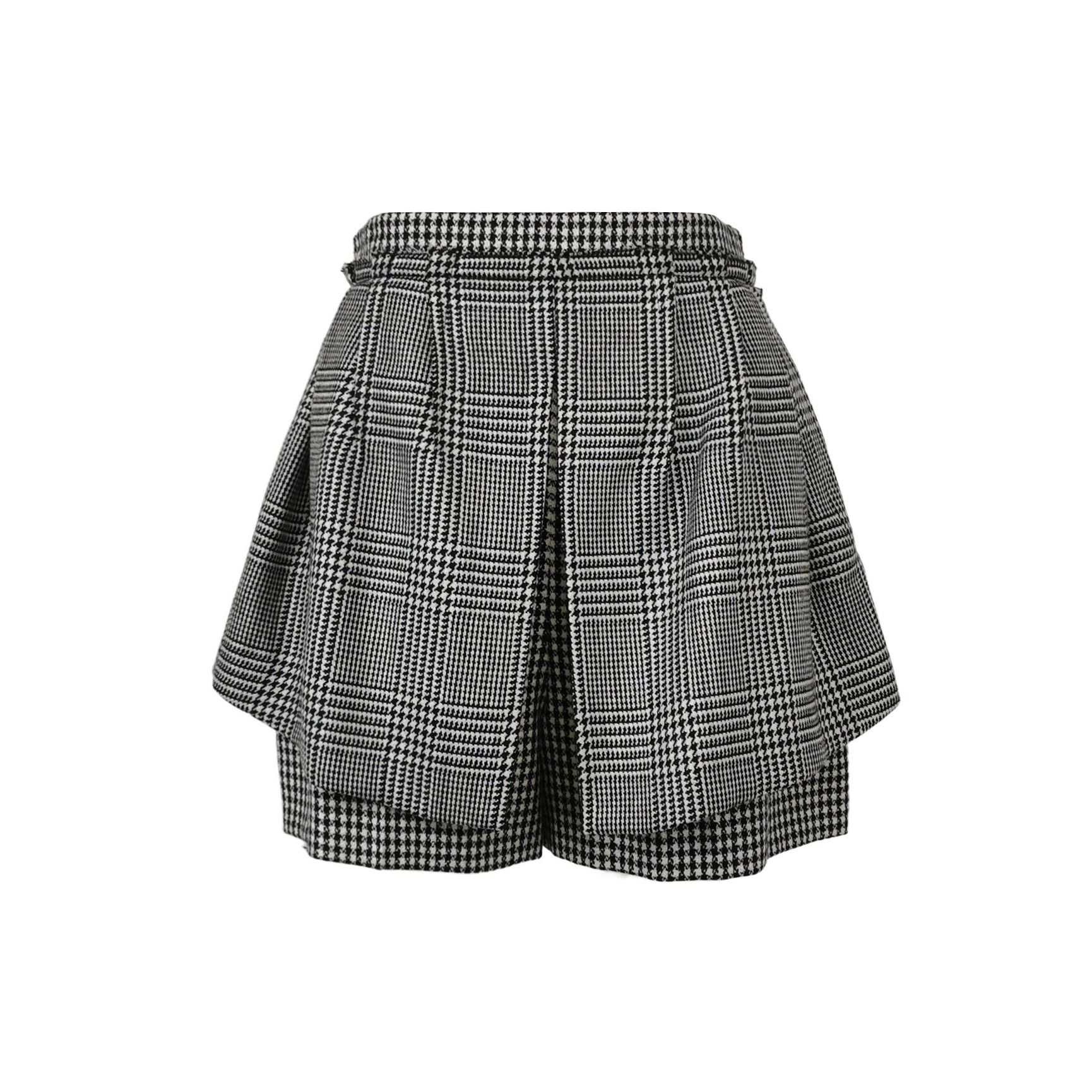 Alexander McQueen Alexander McQueen Women 26 Shorts Size 26" / US 2 / IT 38 - 1 Thumbnail