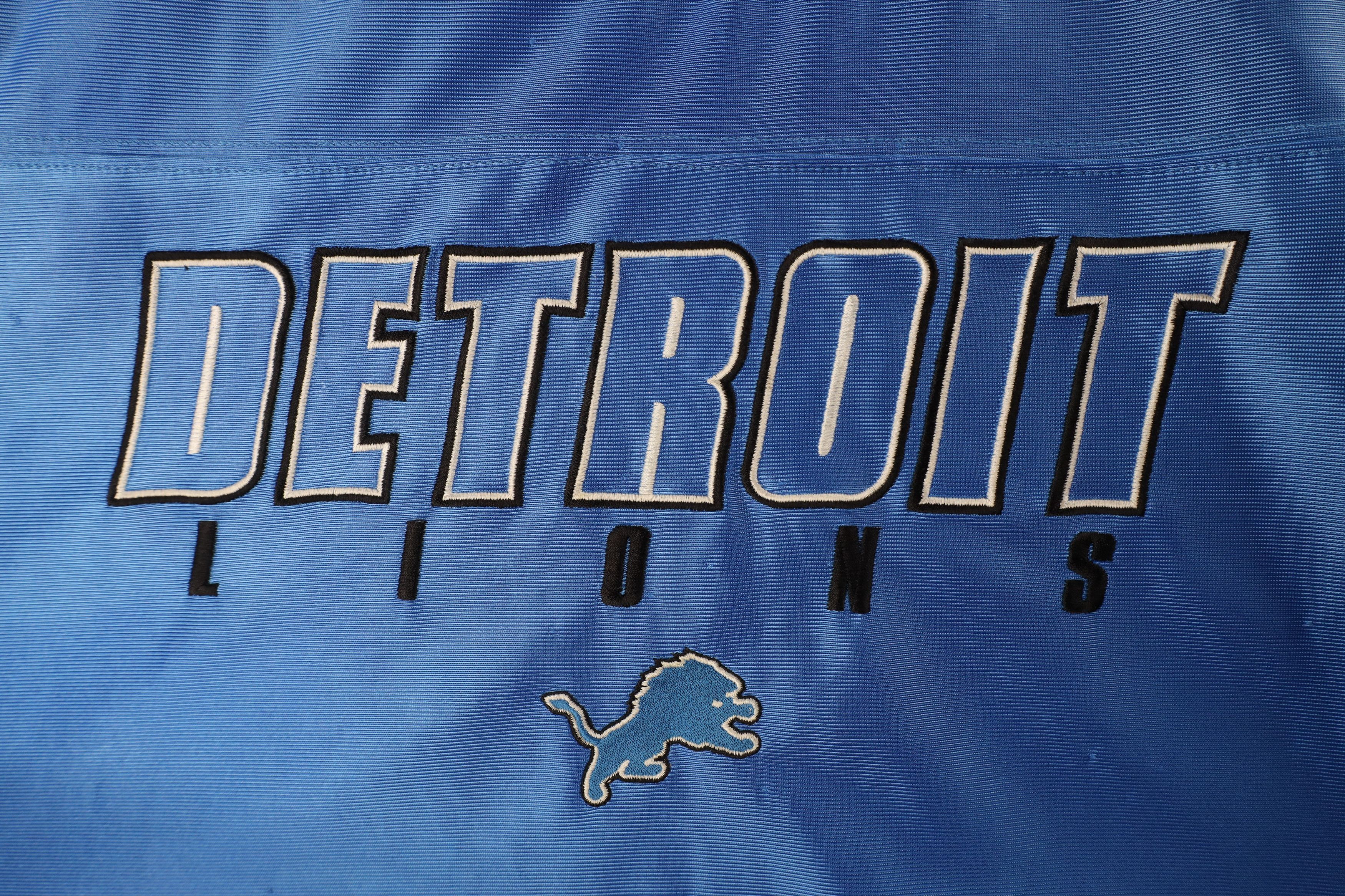 Vintage Vintage Spell Out Detroit Lions Football Jersey T-Shirt Size US XXL / EU 58 / 5 - 5 Thumbnail