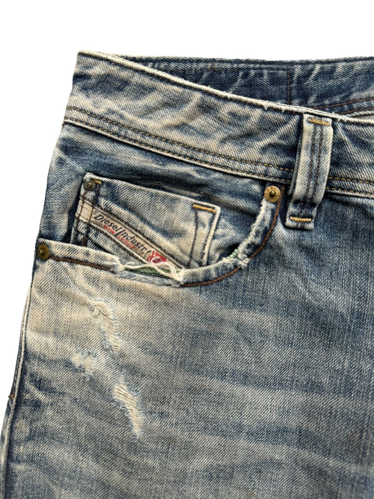 Diesel Vintage Diesel Industry Distressd Clawmark Jeans Size US 34 / EU 50 - 3 Thumbnail