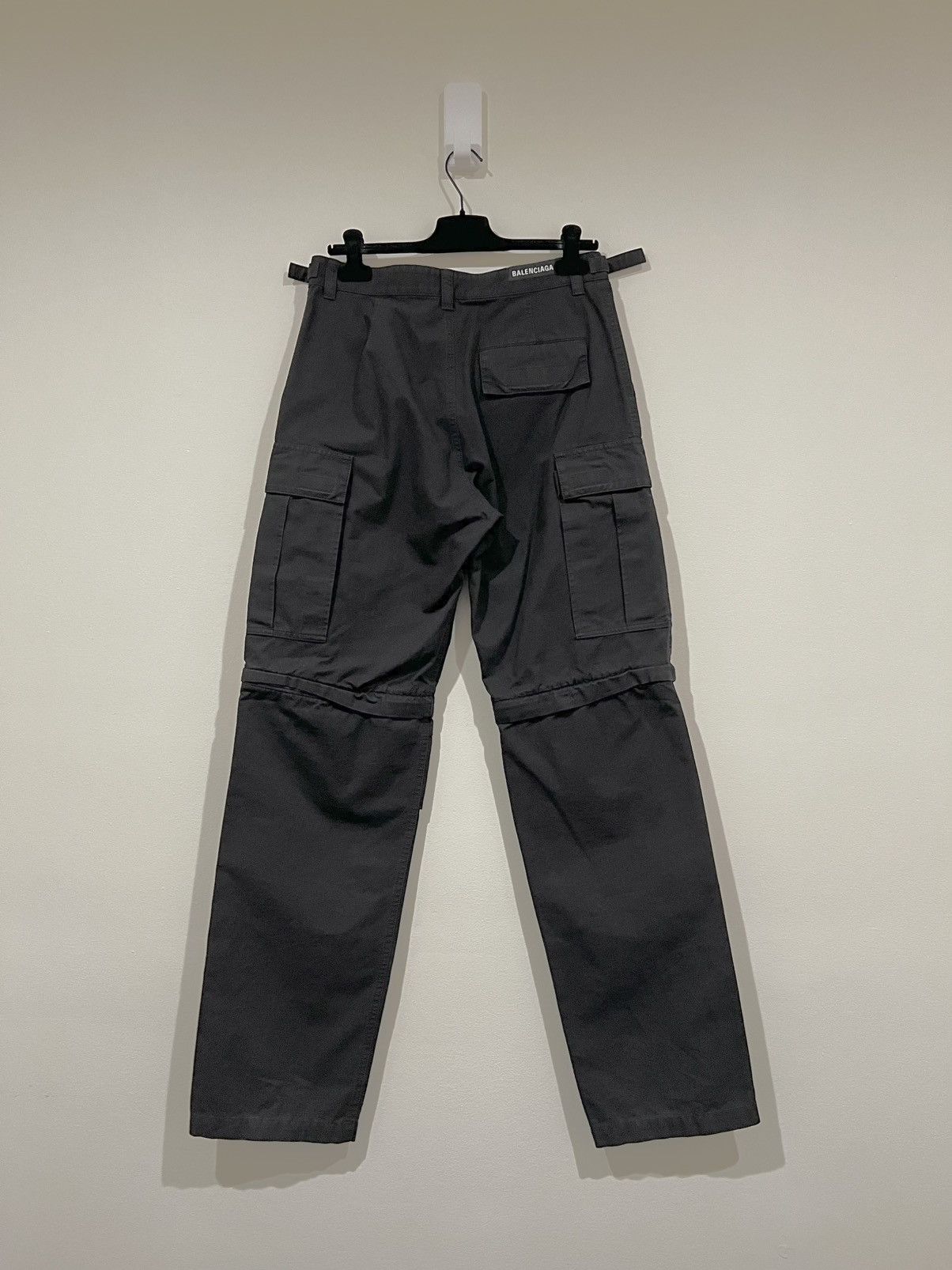 Balenciaga 2023 Regular Fit Convertible Ripstop Cargo Pants (S) Size US 32 / EU 48 - 2 Thumbnail