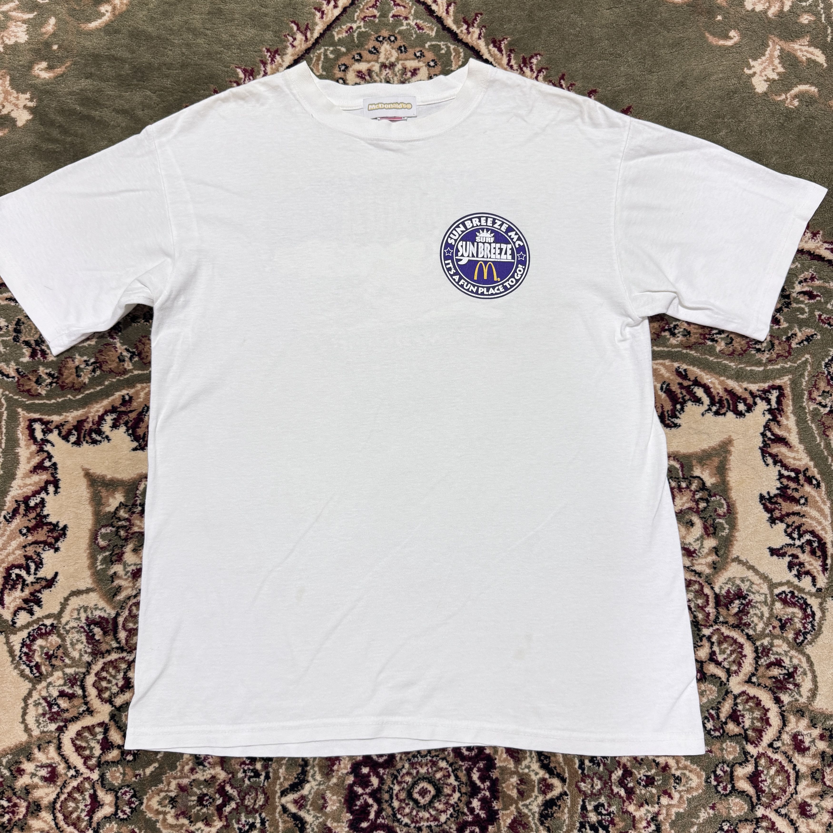 Vintage Vintage Ronald McDonalds Sun Breeze Surf Skate T shirt Size US M / EU 48-50 / 2 - 3 Thumbnail