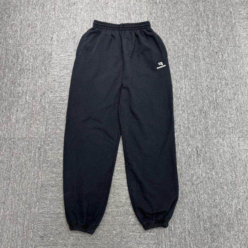 Balenciaga Balenciaga size XS Embroidered Logo Sweatpants Size US 27 - 1 Thumbnail