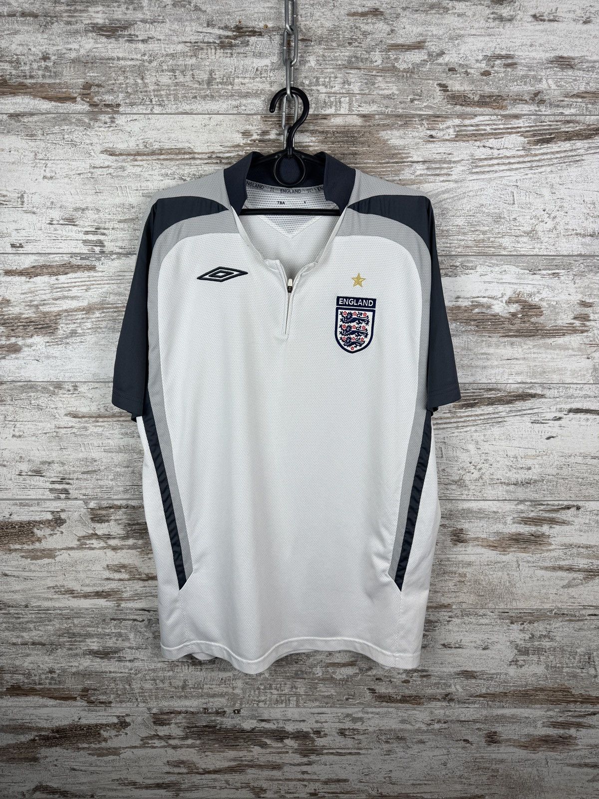 Umbro Vntg Umbro England national team home T-shirt soccer jersey Size US L / EU 52-54 / 3 - 2 Thumbnail