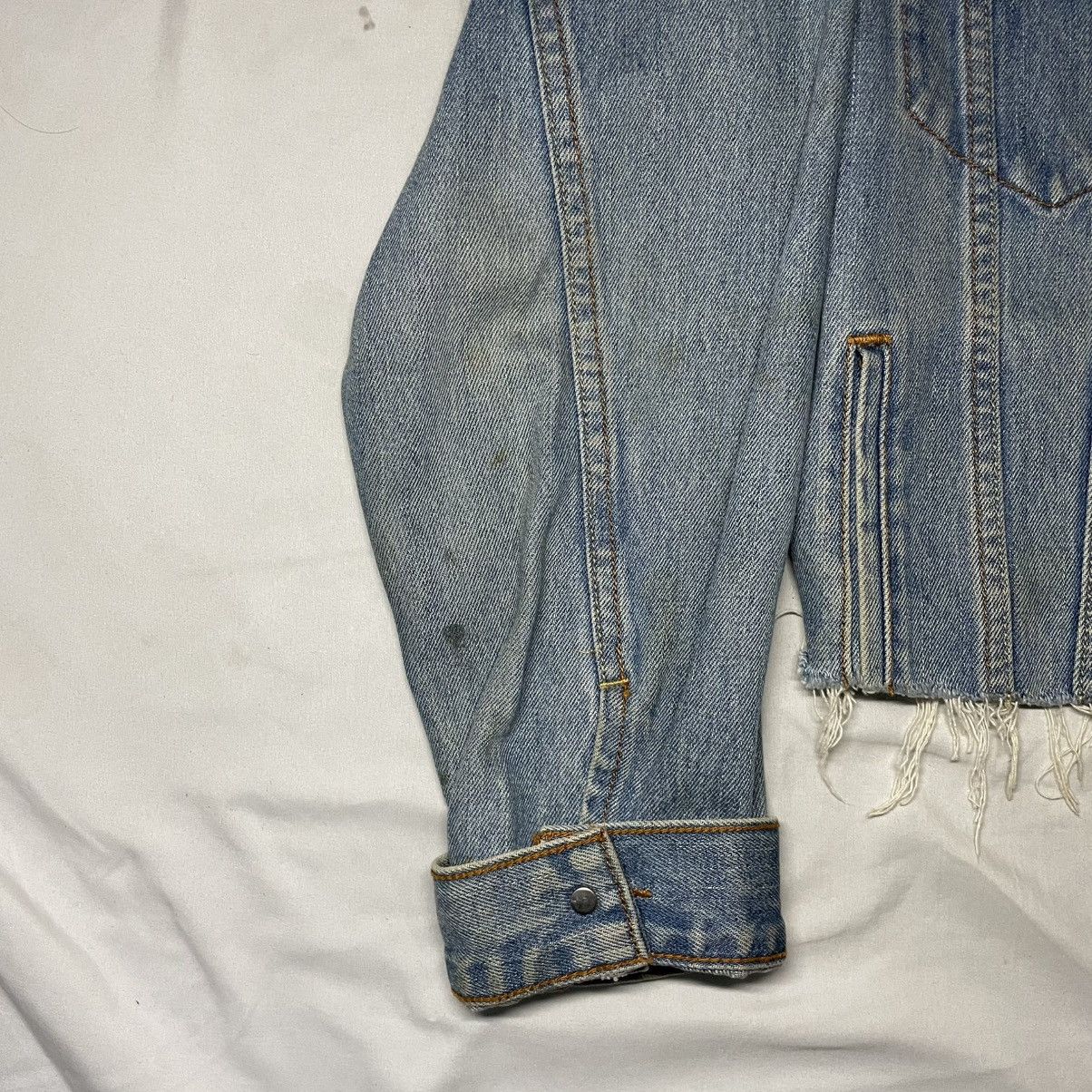 Levi's Vintage Levi’s Denim Jacket Distressed Size US L / EU 52-54 / 3 - 5 Thumbnail