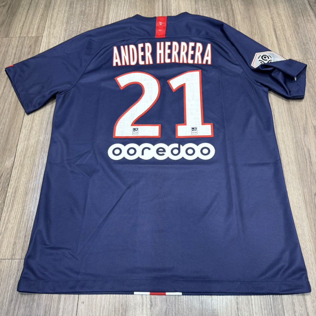 Nike PSG 19/20 home shirt #21 Ander Herrera Size US L / EU 52-54 / 3 - 2 Thumbnail