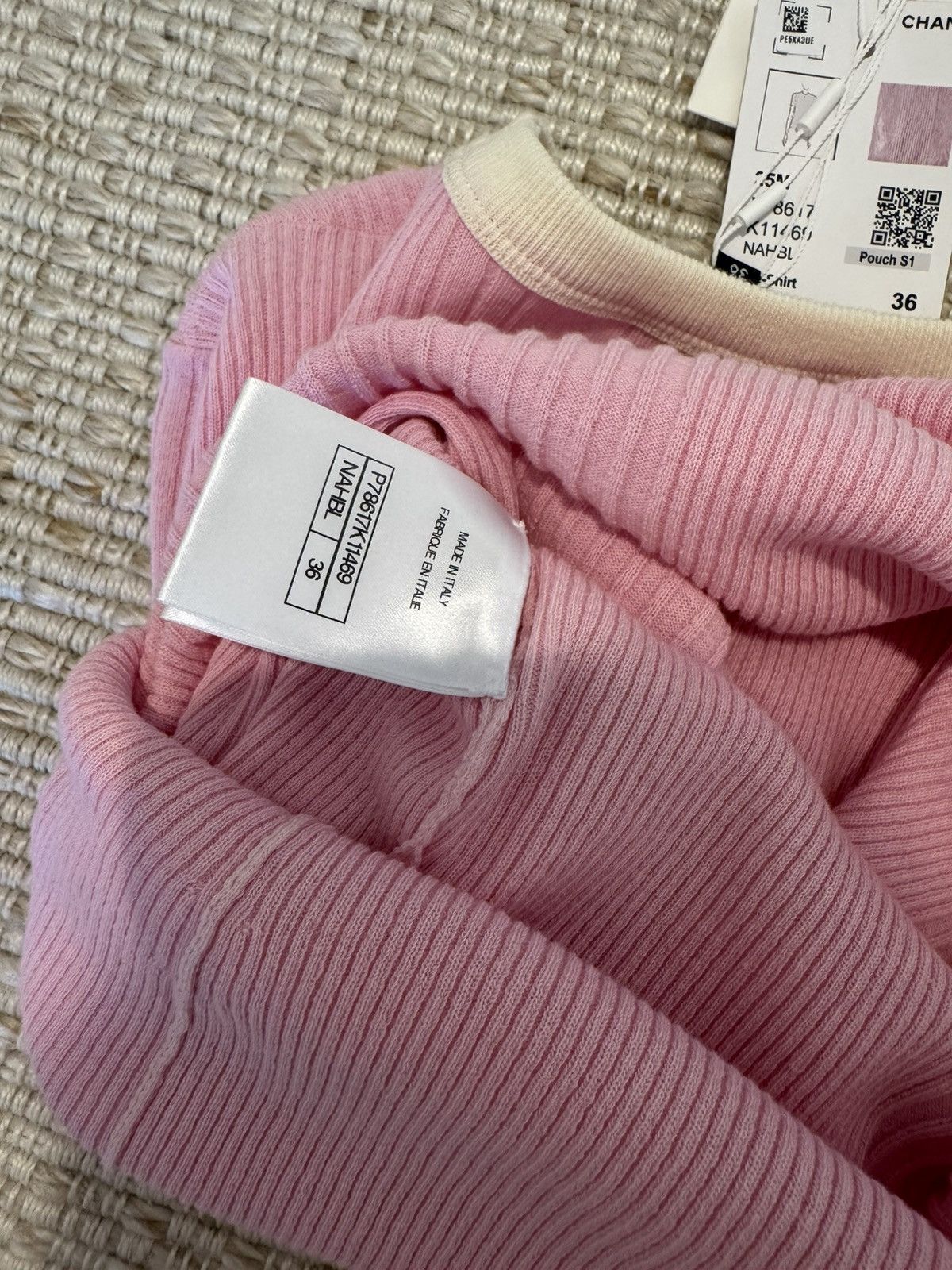 Chanel Chanel 25 T-shirt size 36 Size XS / US 0-2 / IT 36-38 - 6 Thumbnail