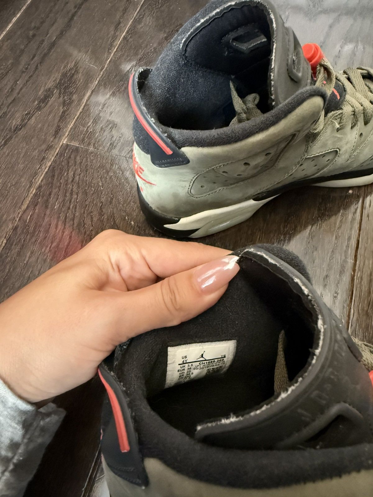 Nike × Travis Scott Travis Scott x Air jordan 6 retro Size US 5 / EU 37 - 3 Thumbnail