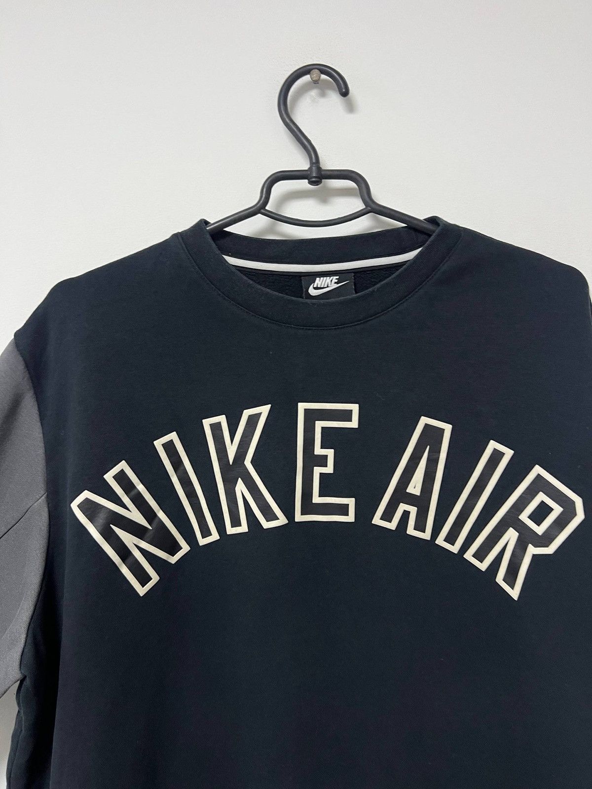 Nike Vintage Nike Air Sweatshirt Hoodie Athletic Black Mens M Size US M / EU 48-50 / 2 - 5 Thumbnail