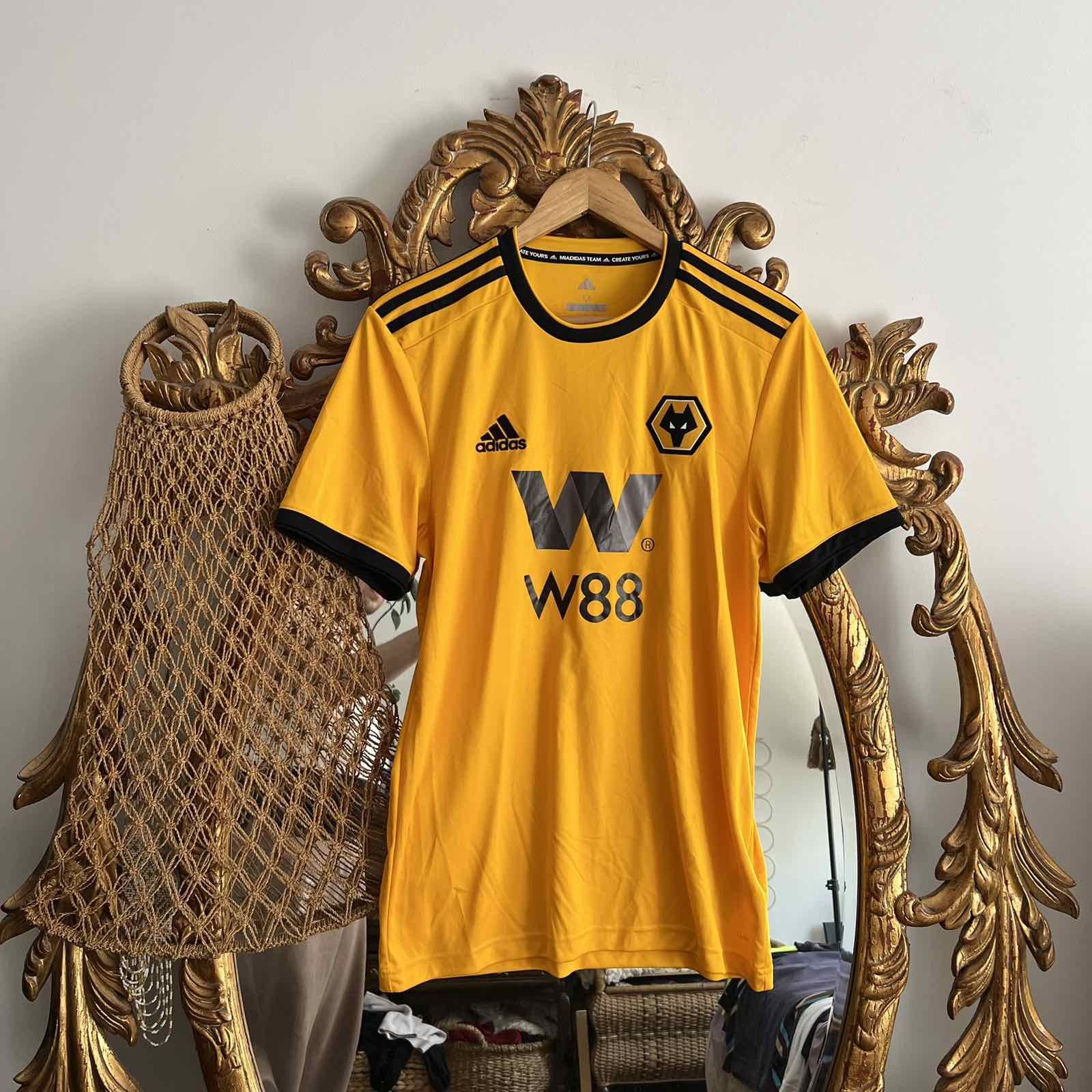 Adidas WOLVERHAMPTON WANDERERS FOOTBALL SHIRT SOCCER JERSEY ADIDAS Size US M / EU 48-50 / 2 - 1 Thumbnail