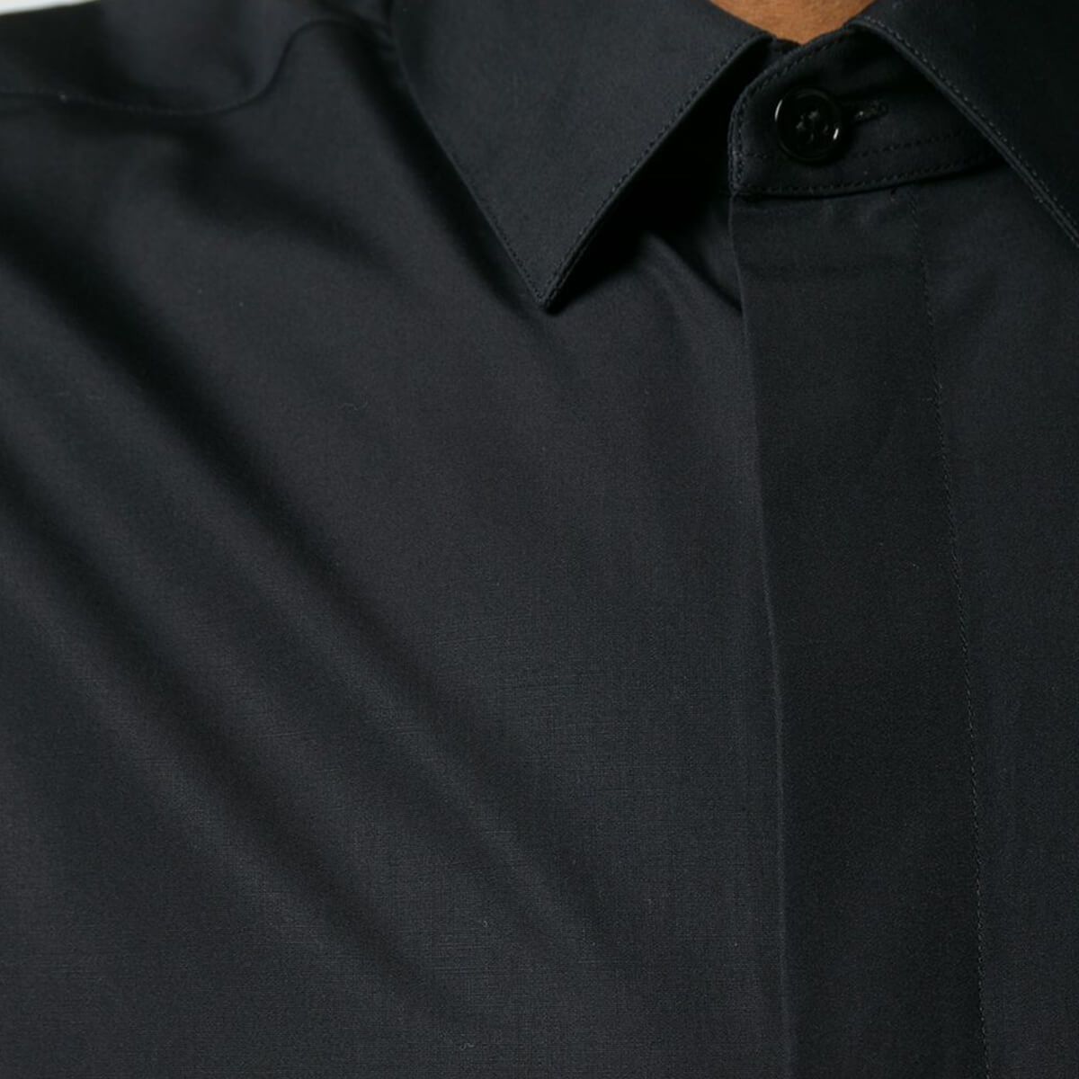 Saint Laurent Paris o1s1wg110625 564269 Shirt in Cotton Poplin in Black Size US M / EU 48-50 / 2 - 5 Thumbnail