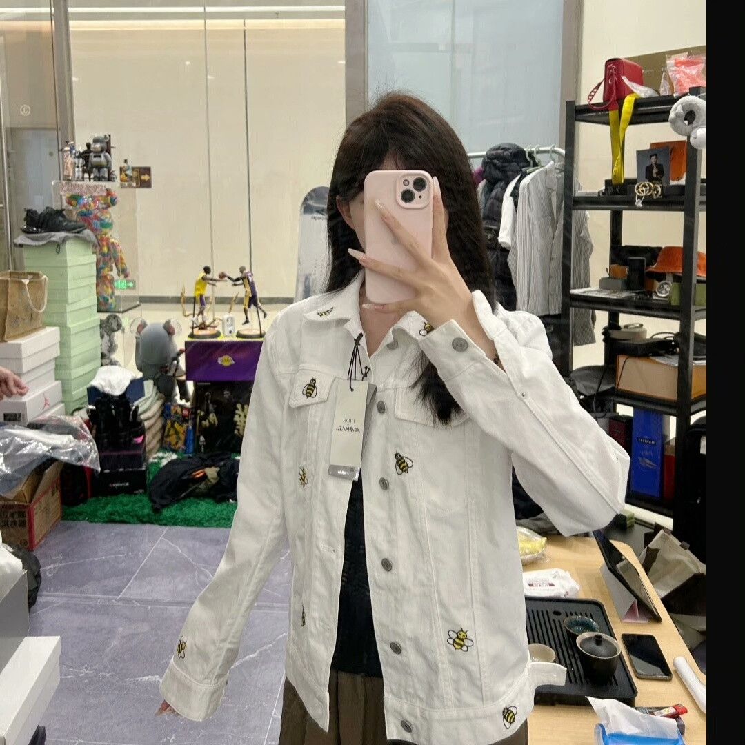 Dior classic bee embroidered white jacket Size US L / EU 52-54 / 3 - 1 Thumbnail