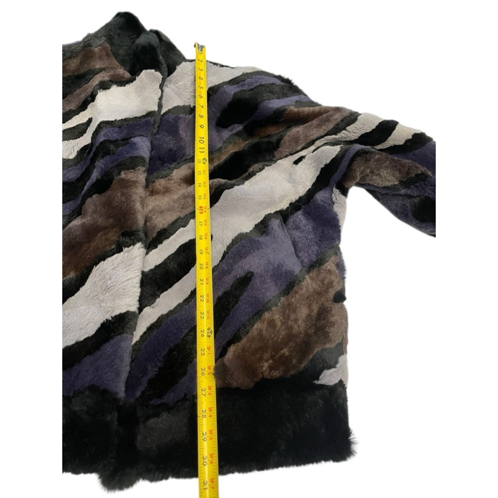 Neiman Marcus Neiman Marcus Striped Faux Fur Coat Women's Jacket Size ONE SIZE - 10 Thumbnail