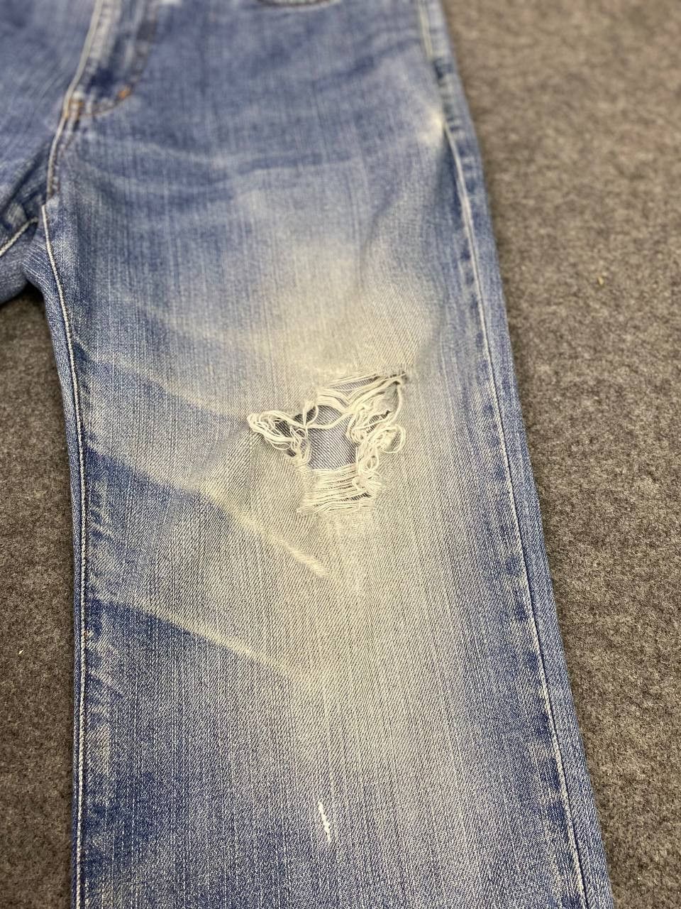 Edwin vintage edwin distressed denim nice design Size US 37 - 8 Thumbnail