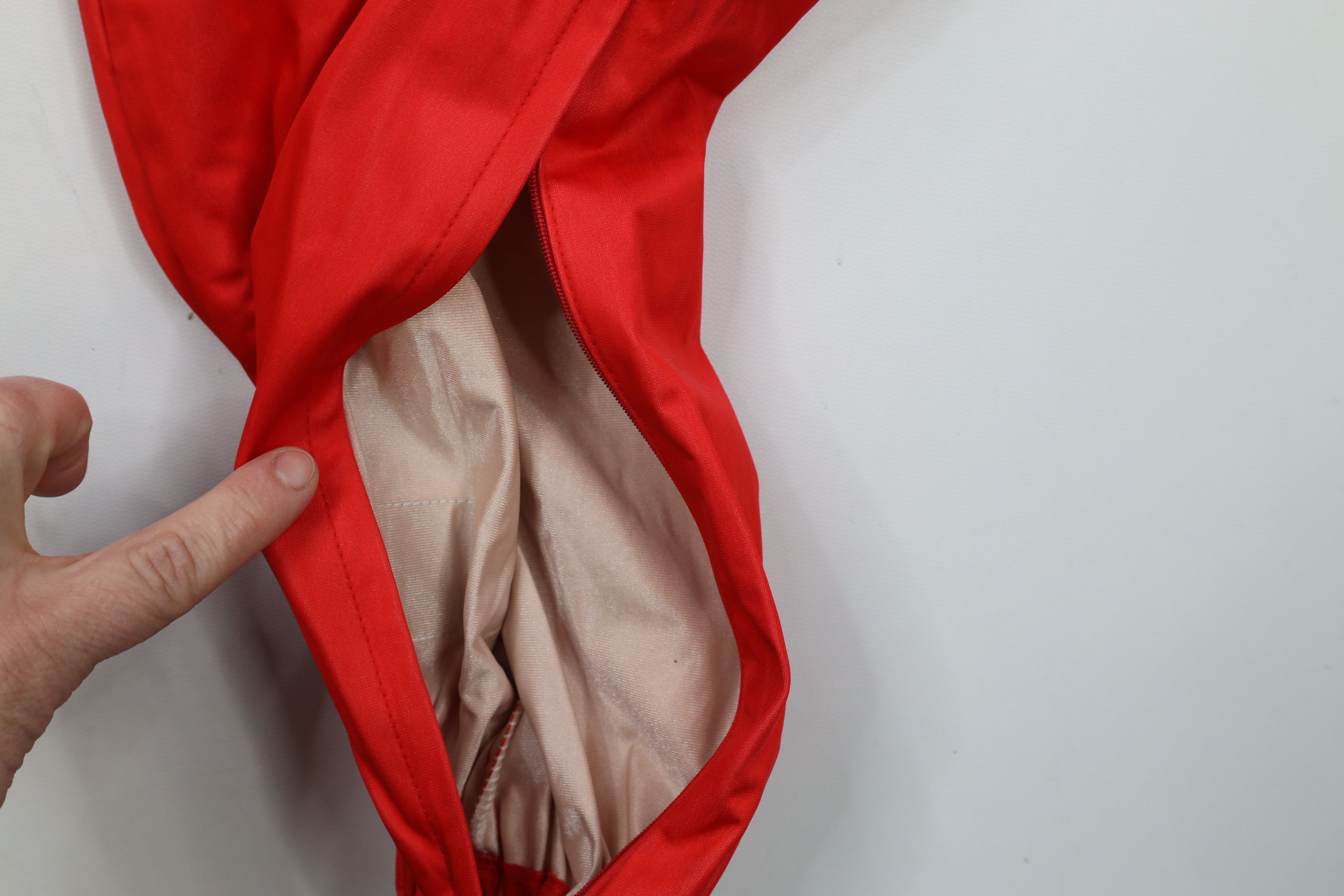 Vintage Vintage 80s Streetwear Waterproof Joggers Pants Red USA Size US 34 / EU 50 - 7 Thumbnail