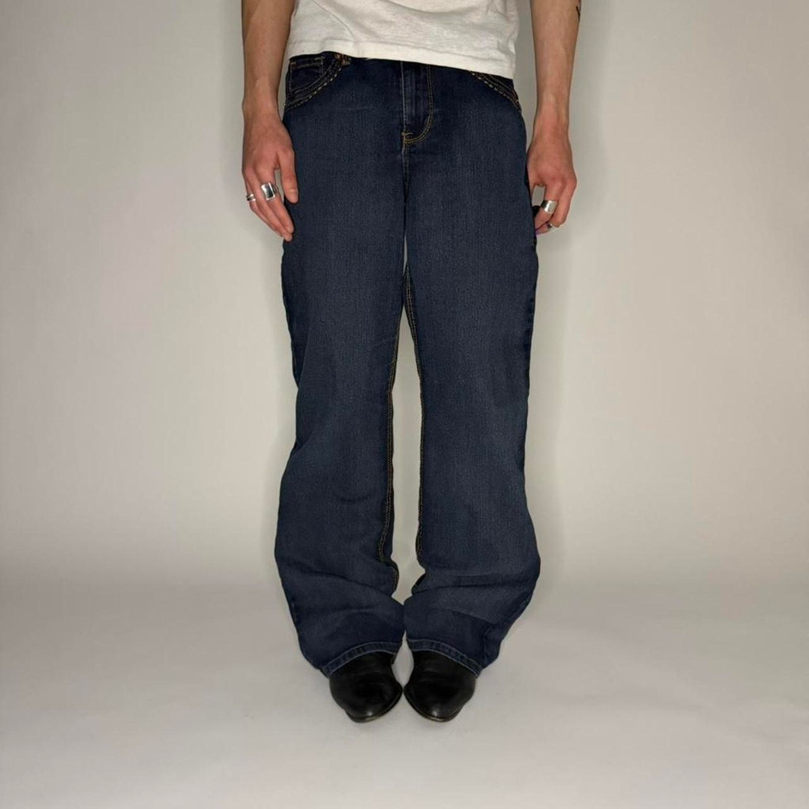 Vintage vintage 2000s flared fade to blue darkwash y2k bootcut jeans Size 34" / US 12 / IT 48 - 1 Thumbnail