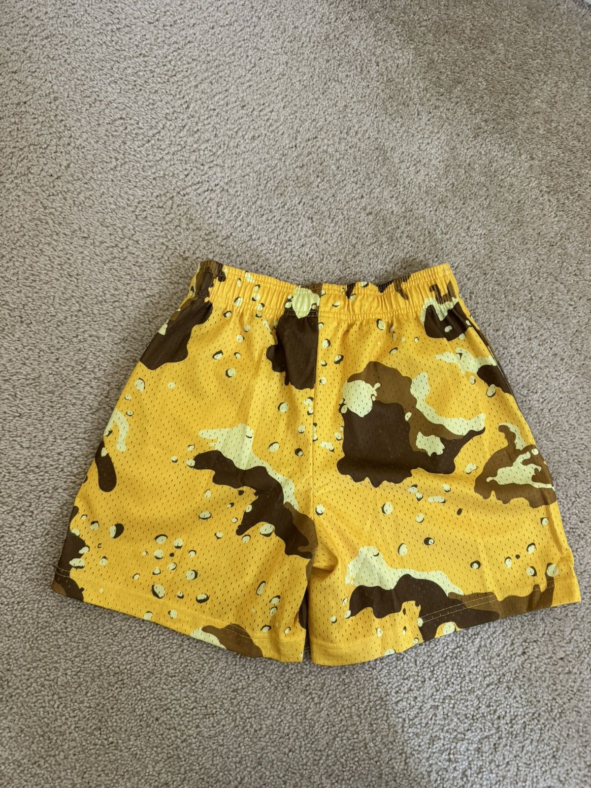 Bravest Studios Bravest studios yellow camo shorts Size US 30 / EU 46 - 3 Thumbnail