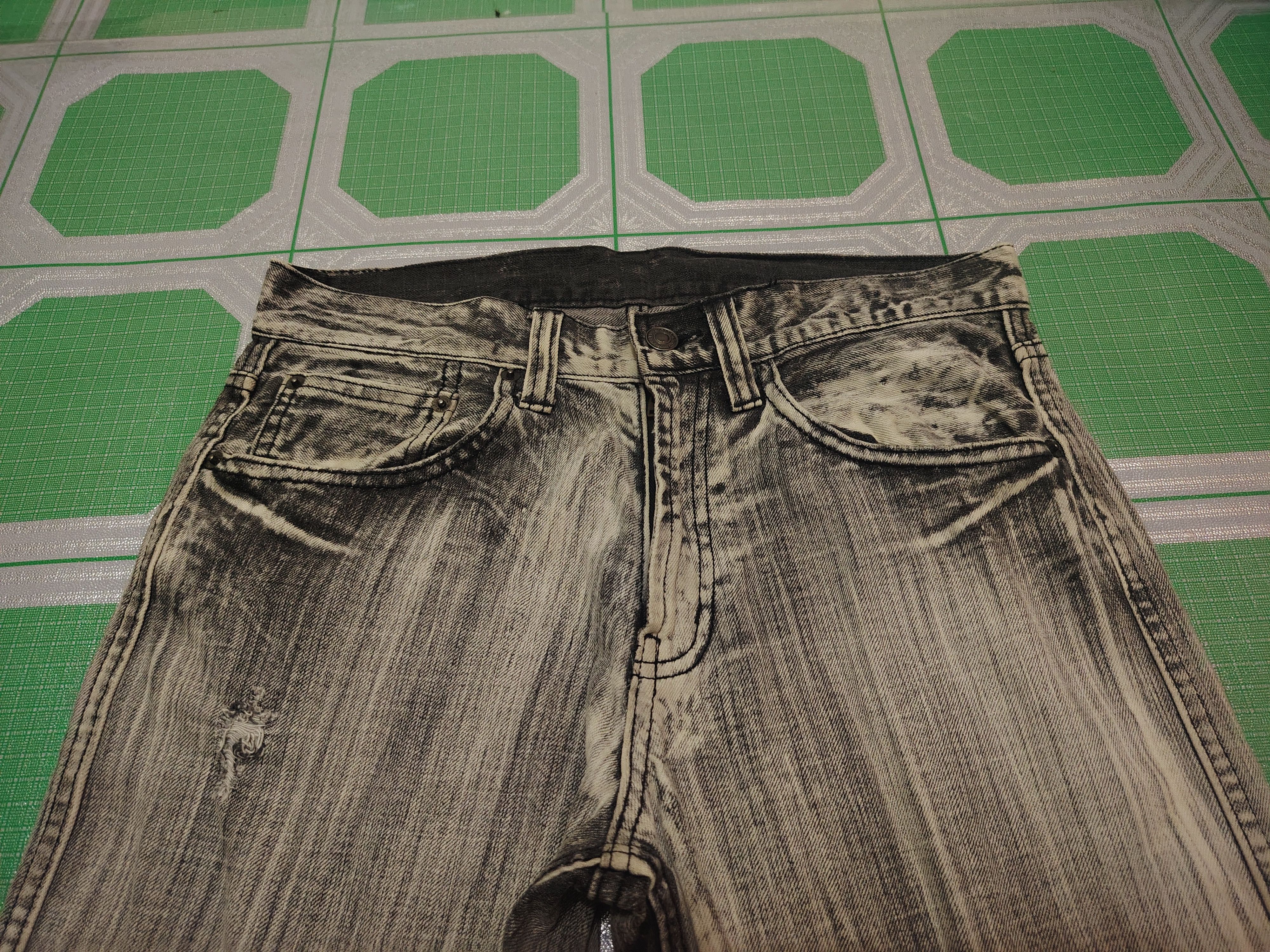 Japanese Brand Japanese international world jeans distressed jeans Size US 30 / EU 46 - 3 Thumbnail