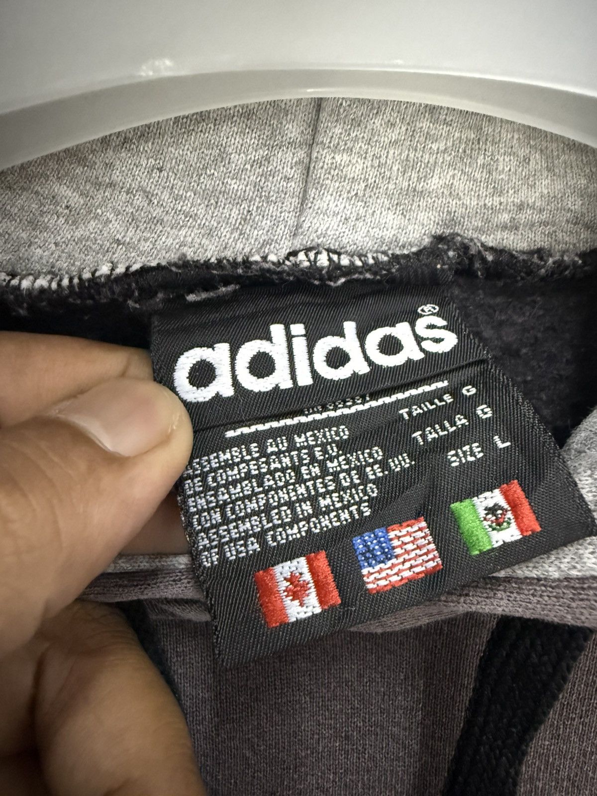 Adidas 🔥 Vtg 90's Adidas Trefoil Cantre Logo Distressed Hoodie - L Size US L / EU 52-54 / 3 - 7 Thumbnail