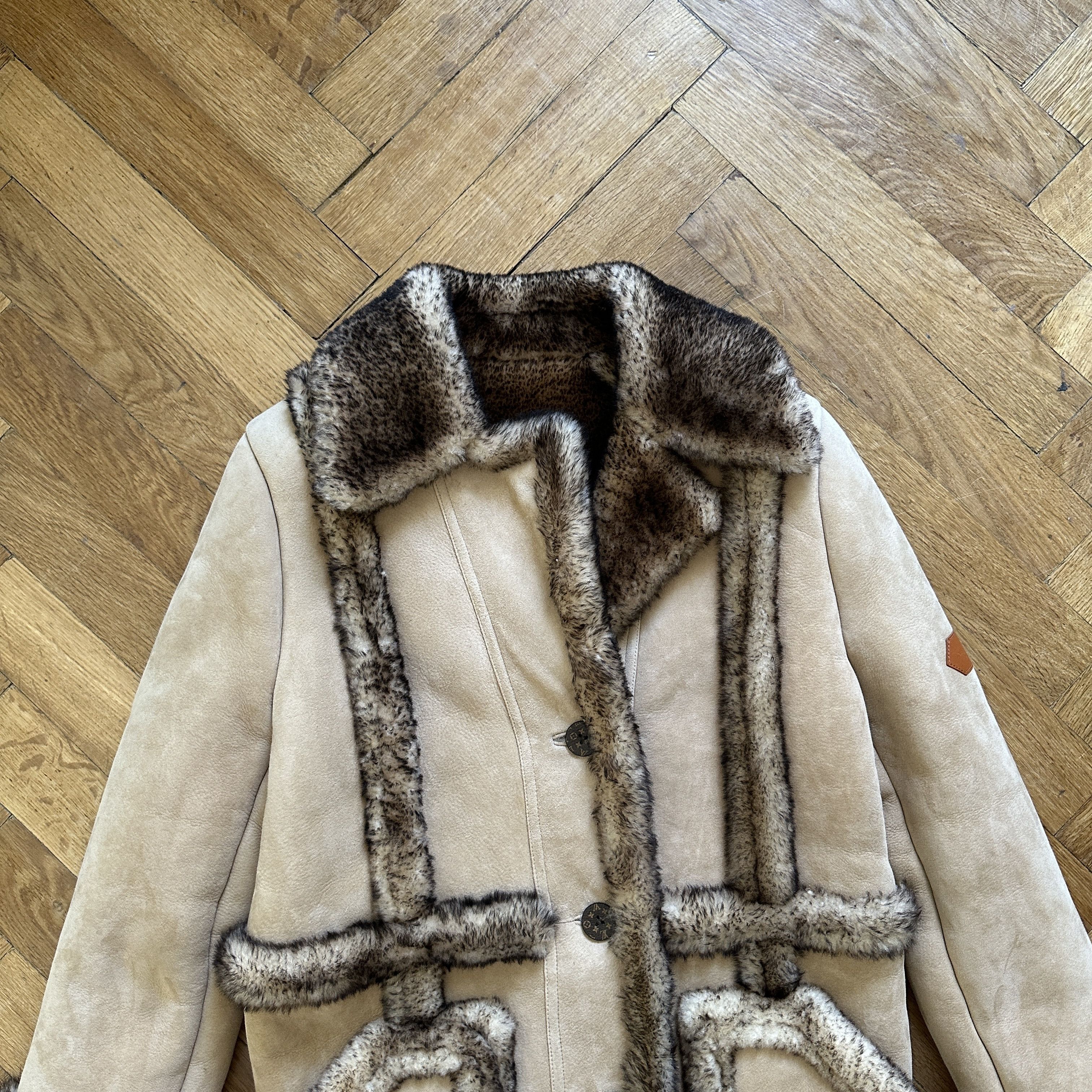Louis Vuitton 1 of 1 Prototype Shearling Fur Coat Size XS / US 0-2 / IT 36-38 - 4 Thumbnail