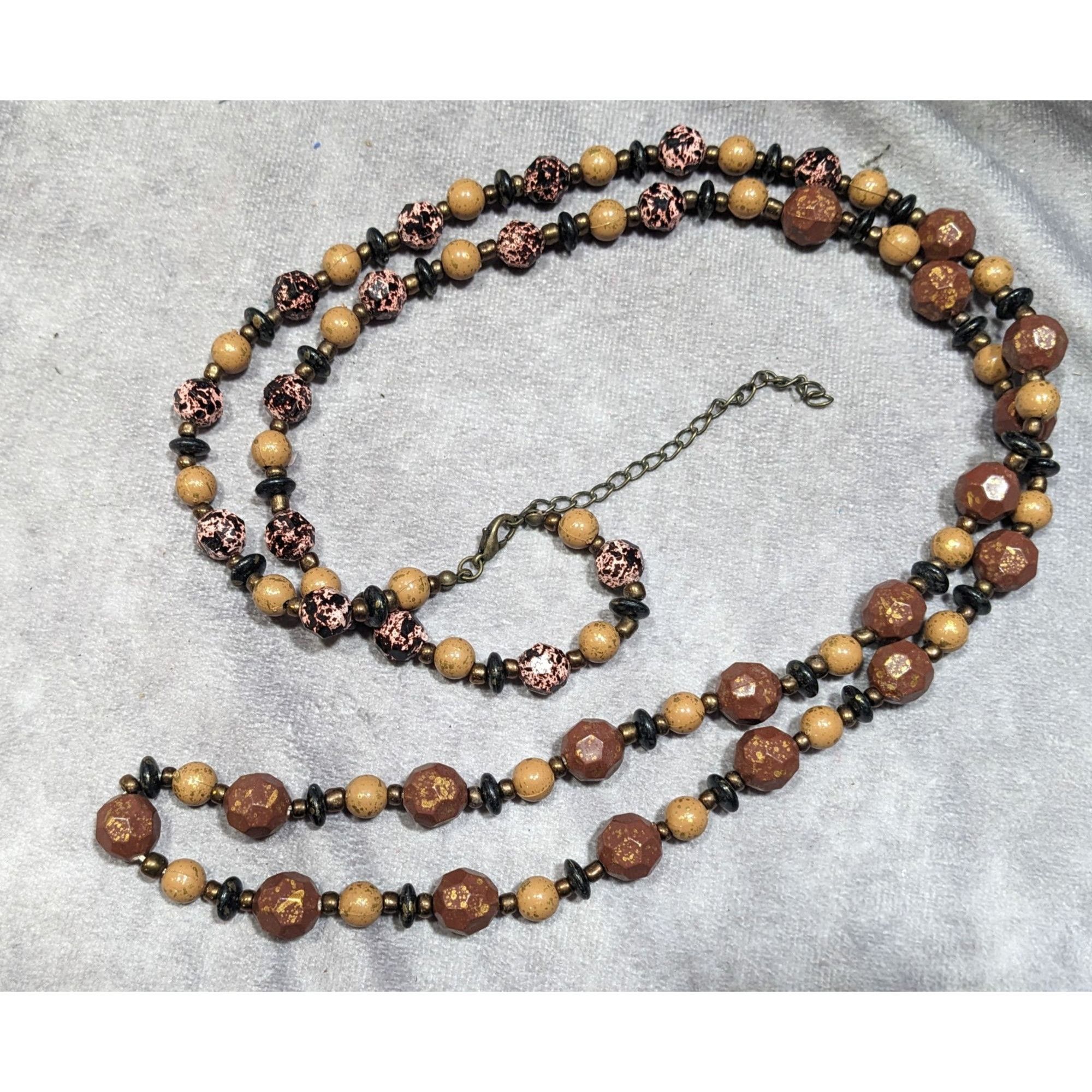 Other Earthy Black Pink Brown And Gold Tone Speckled Beaded Neckla Size ONE SIZE - 8 Thumbnail