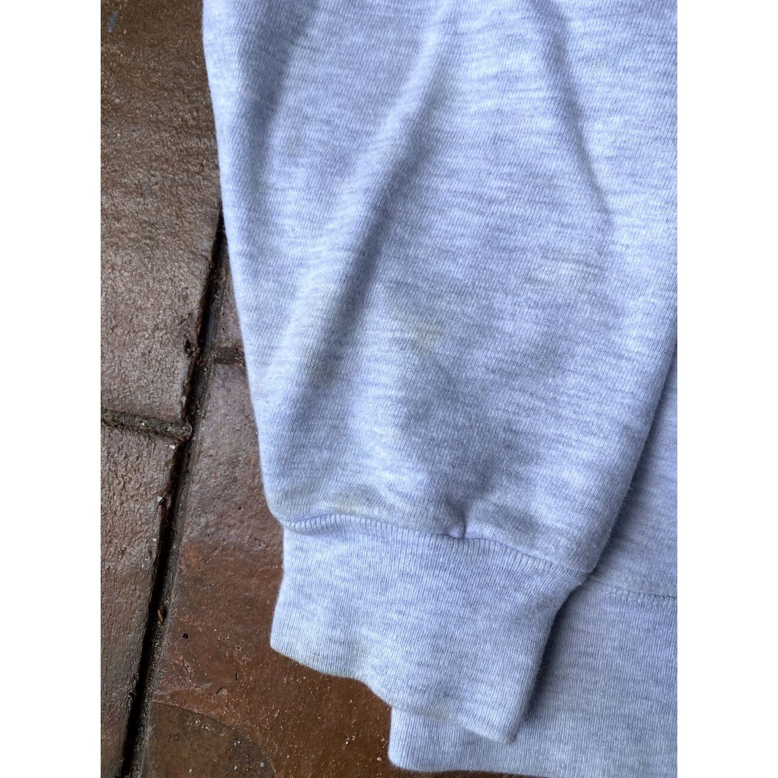 Champion VINTAGE Champion Reverse Weave Crewneck Sweatshirt XL White Spell Out 90s Mens Size US XL / EU 56 / 4 - 6 Thumbnail