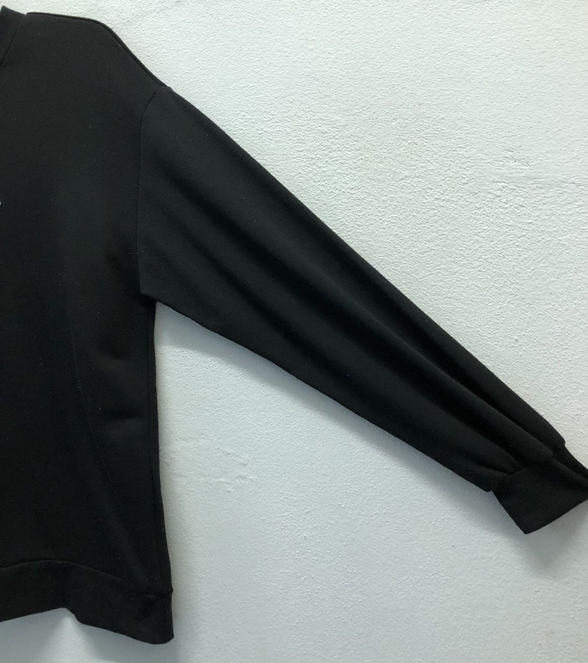 Anime Detective Conan The Culprit Hanzawa Sweatshirt Size US M / EU 48-50 / 2 - 6 Thumbnail