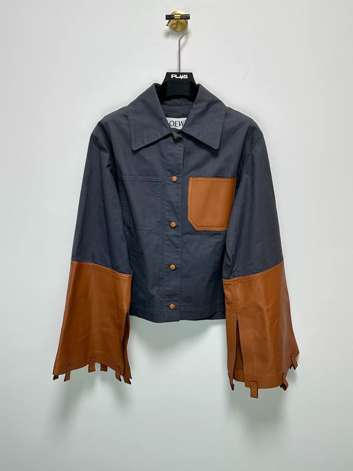 Loewe Loewe Leather Logo Patch Leather Sleeve Short Jacket Size S / US 4 / IT 40 - 1 Thumbnail
