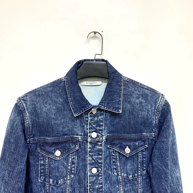 Givenchy Givenchy Denim Jacket L Size Classic Washed Style 99% Cott Size US L / EU 52-54 / 3 - 3 Thumbnail