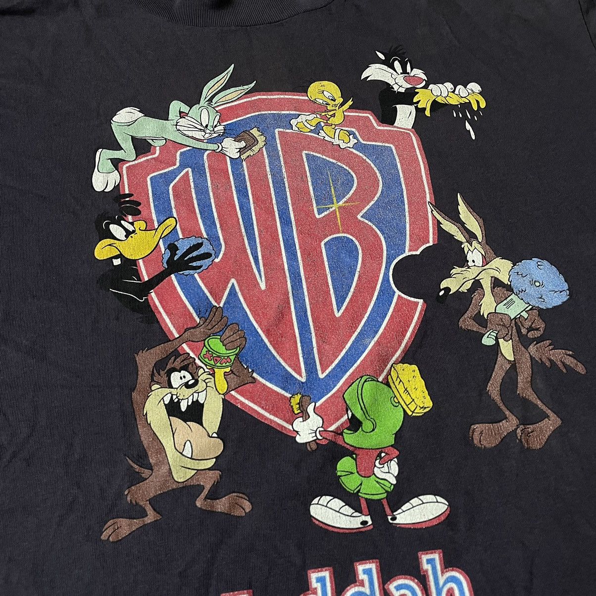 Vintage Vintage 2000s Warner Bros Graphic Tee Sun Faded Punk Boxy XL Size US XL / EU 56 / 4 - 7 Thumbnail