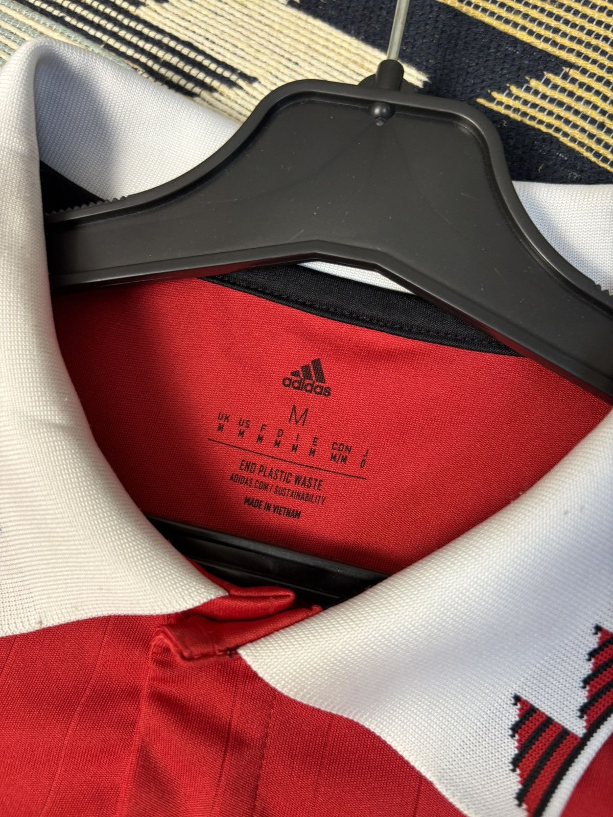 Adidas Manchester United Adidas DXC Technology Team Viewer Size US M / EU 48-50 / 2 - 3 Thumbnail