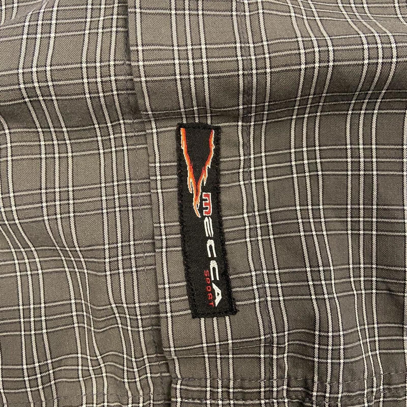 Mecca × Vintage Vintage Y2K Mecca Grey Plaid Button Up Size US L / EU 52-54 / 3 - 5 Thumbnail