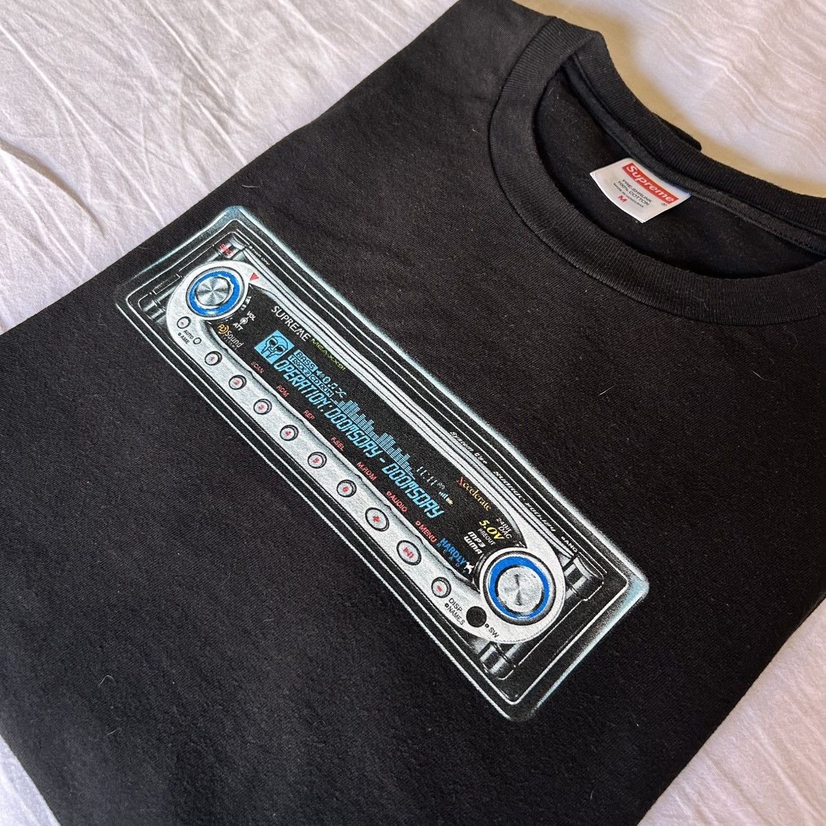 Supreme Supreme T-shirt mf doom Size US M / EU 48-50 / 2 - 2 Thumbnail