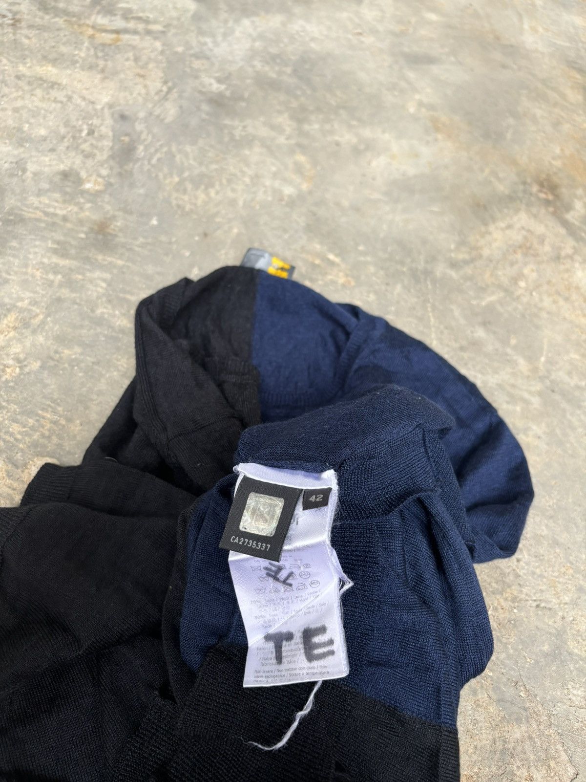 Fendi Fendi Italy Tshirt Size L / US 10 / IT 46 - 6 Thumbnail