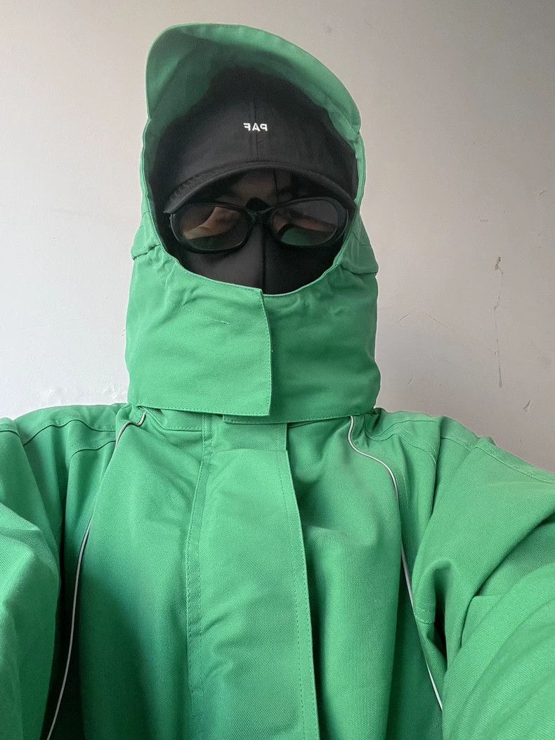Balenciaga Balenciaga size 36 Borrowing Map Green 3m Waterproof Storm Size US M / EU 48-50 / 2 - 7 Thumbnail