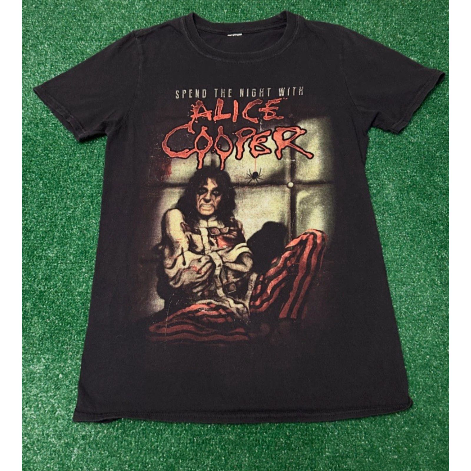Vintage VINTAGE Alice Cooper Band Tee Were All Crazy VTG Shirt Womens M Black Shirts Band, 90s, Music, Y2K, Rock, Womens M Size S / US 4 / IT 40 - 4 Thumbnail