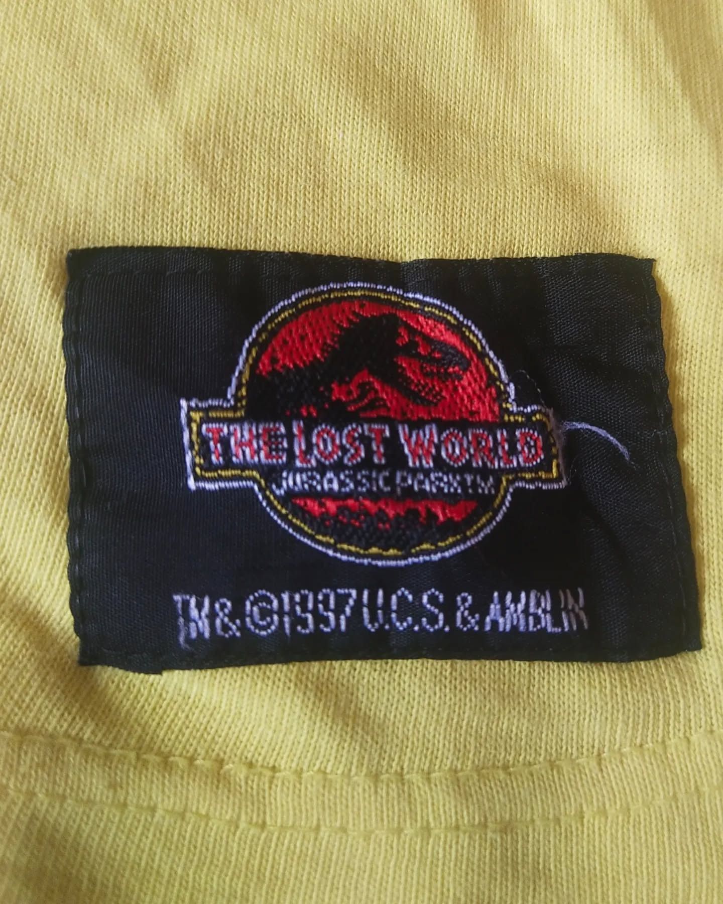 Anime × Vintage Vintage Jurassic Park Art Yellow 1997 Trashed Movie Tees Size US M / EU 48-50 / 2 - 6 Thumbnail