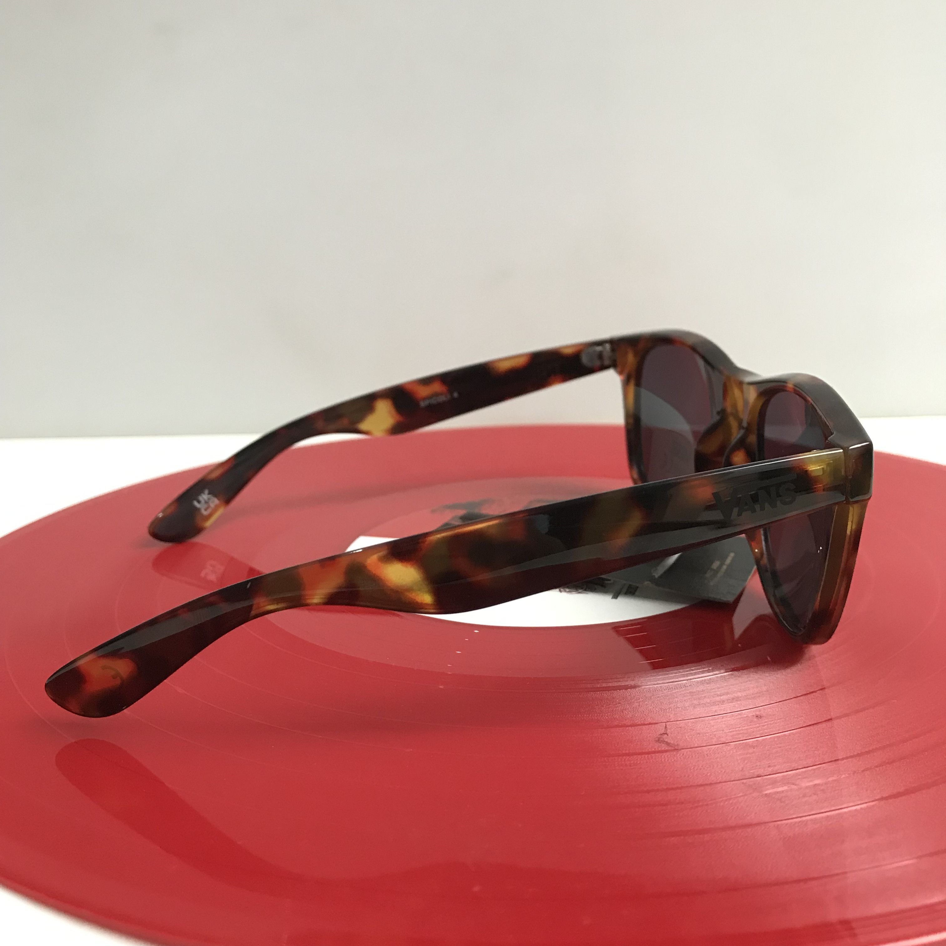 Vans Vans Wayfarer Turtoise Eyewear Sunglasses Brand New With Size ONE SIZE - 9 Thumbnail